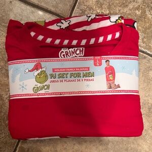 The Grinch Men's Red Pajama Set / R27